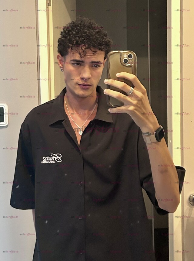FOTOS DE PAISA ALTO FLACO VERGON DISPUESTO A COMPLACERTE