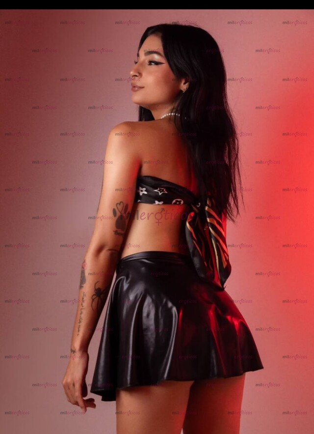 FOTOS DE HERMOSA FLACA EXÓTICA PARA TI, CON TODA LA ACTITUD