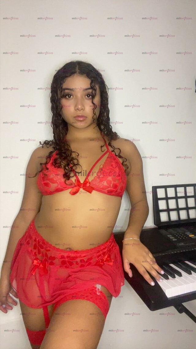 FOTOS DE SOY UNA MORENA COLOMBIANA MUY ARDIENTE, VEN PARA CUMPLIR TUS SUEÑOS
