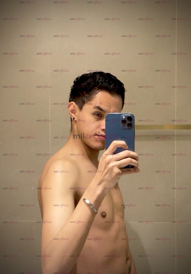 FOTOS DE JOVEN VERSÁTIL EN BOGOTA DISCRETO Y SERIO NO SITIO YOUNG VERS BOTTOM IN BOGOTÁ