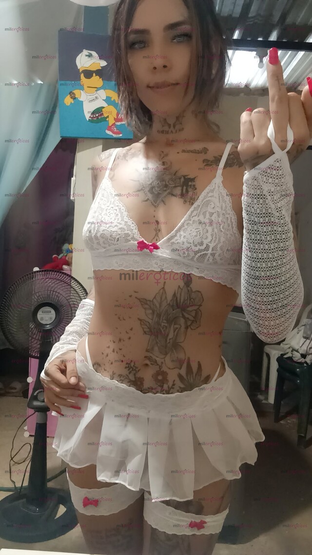 FOTOS DE HOLA MIS AMORES SOY ANA TATUADA TENGO 23 AÑOS FOGOSA ARRECHA