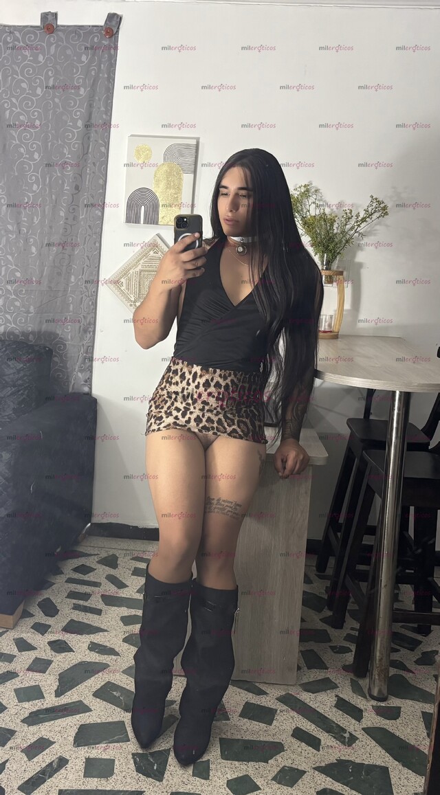 FOTOS DE JOVEN EDUCADA VERSÁTIL 22CM NUEVA EN CALI