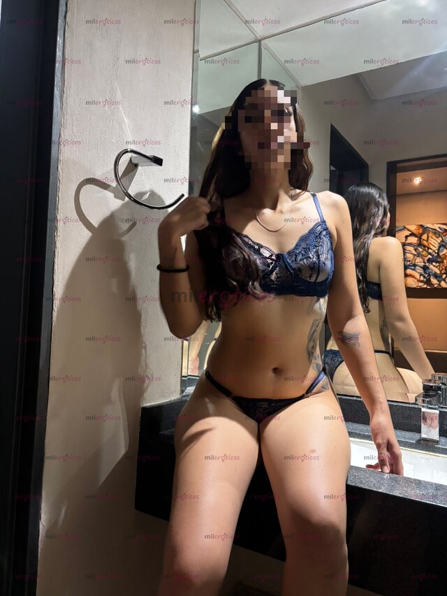 FOTOS DE HOLA AMOR SOY ESMERALDA Y TENGO 19 AÑOS, DELGADITA Y GUAPA!!