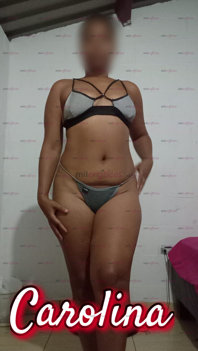 FOTOS DE CAROLINA UNA MORENA DE BUEN CUERPO BUENA COLA DISPUESTA A PASARLA RICO