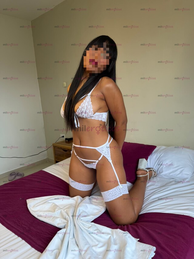 FOTOS DE MORENITA CUCA BABOSITA APRETADITA Y CALIENTITA DISPUESTA A TODO LLÁMAME