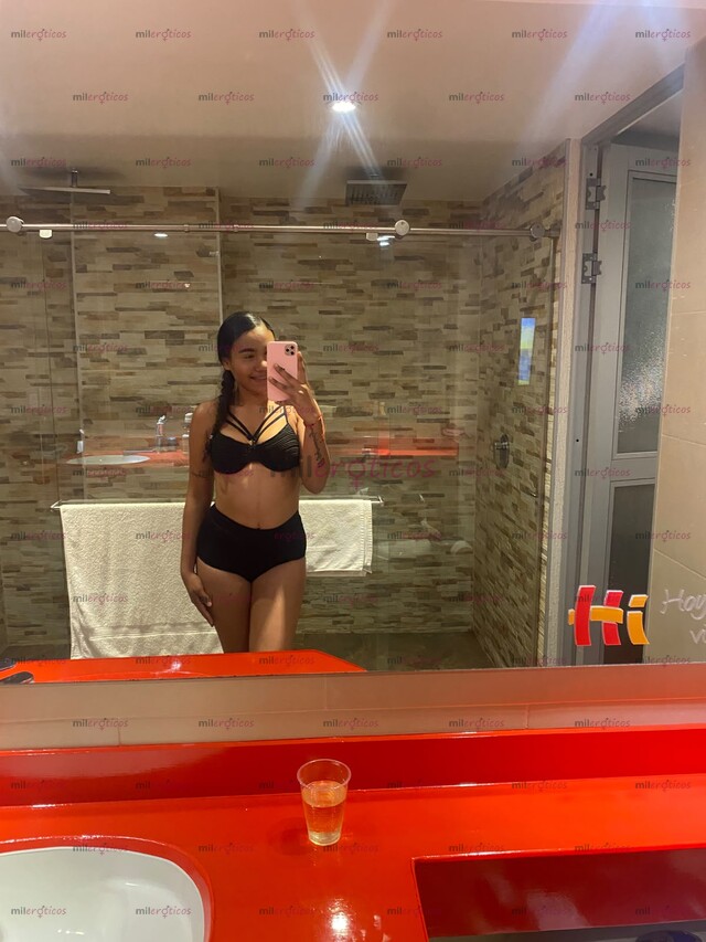 FOTOS DE SOY VALENTINA UNA DELICIOSA CHICA MORBOSA EDUCADA SENSUAL Y PERVERTIDA