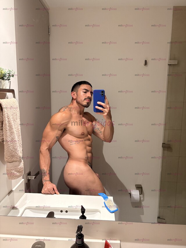 FOTOS DE UN CHICO EDUCADO, COMPLACIENTE Y CON GANAS DE PASARLA MUY RICO