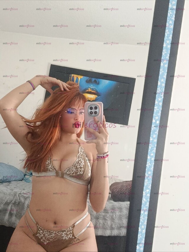 FOTOS DE TIFANNY , 18 AÑOS, HERMOSA FLAQUITA DE GAFAS DISPUESTA A COMPLACERTE.