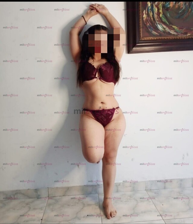 FOTOS DE ARDIENTE JOVENCITA SENSUAL AGRADABLE JUGUETONA ORAL RICO
