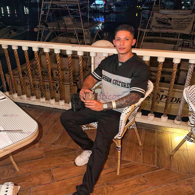 FOTOS DE MACHO COLOMBIANO VERGON FULL MORBO DISPUESTO A TODO