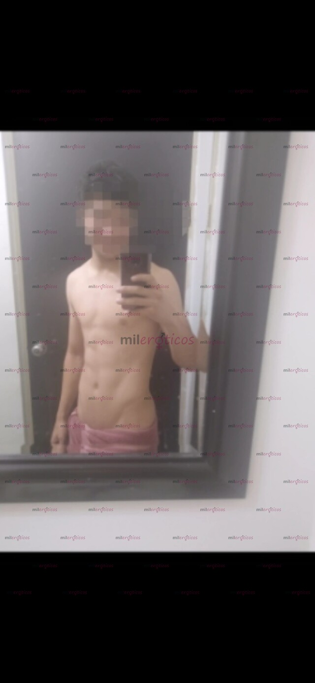 FOTOS DE JOVEN ATRACTIVO, DOTADO, DE BU3N VER , LISTO PARA COMPLACERTE