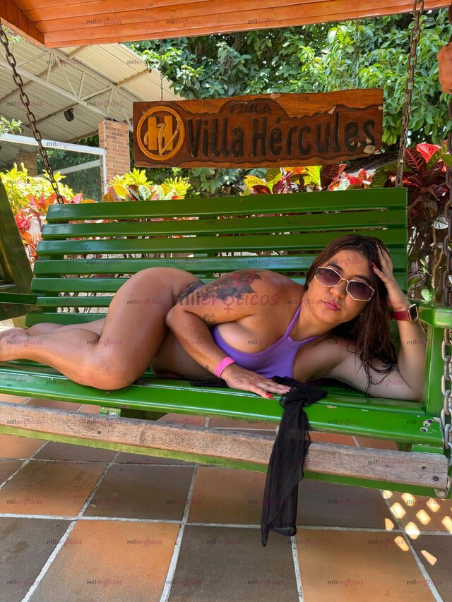 FOTOS DE HOLA SOY UNA RICA TETONA BIEN RICA CON GANAS DE TU VERGA TE HAGO UN ORAL INFARTO