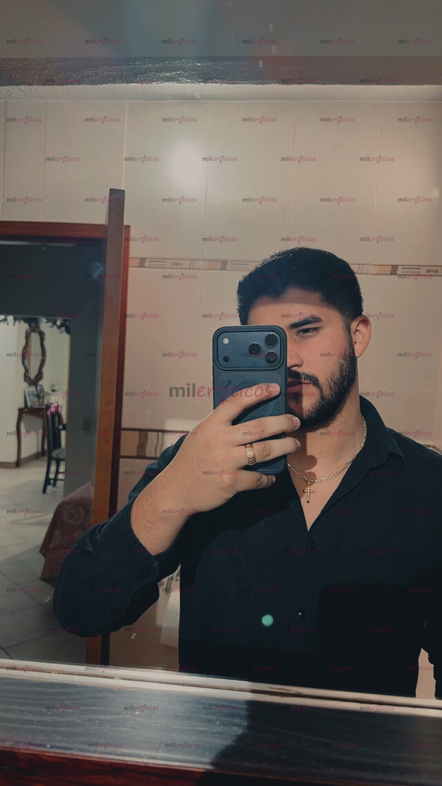 FOTOS DE JOVEN, GORDITO, ALTO Y BARBÓN, TODO LO QUE BUSCAS PARA CUMPLIR TUS CAPRICHOS