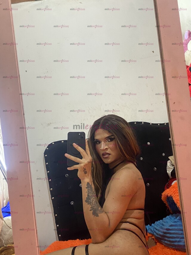 FOTOS DE TRANS FLACA , ALTA Y VERGONA , 20 CENTÍMETROS DE PLACER!!