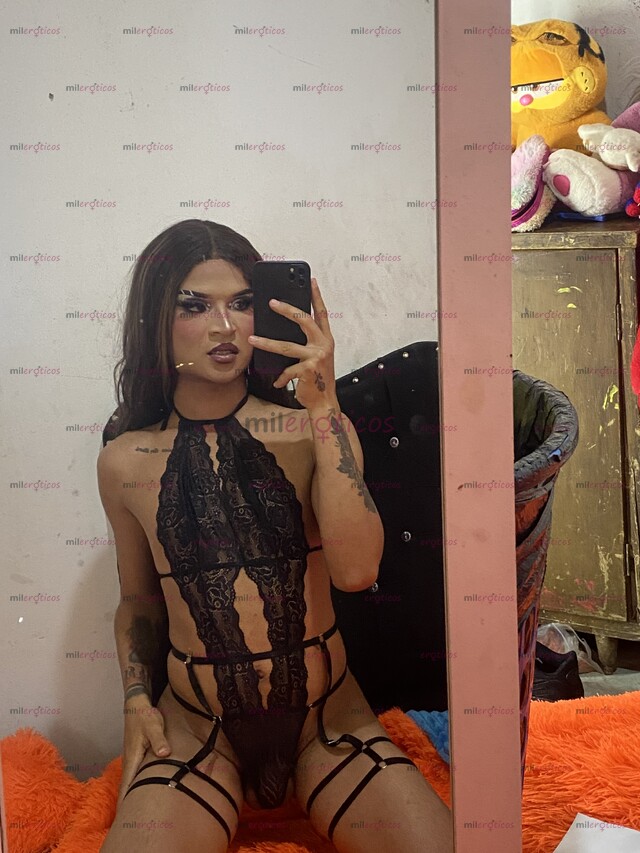 FOTOS DE TRANS FLACA , ALTA Y VERGONA , 20 CENTÍMETROS DE PLACER!!