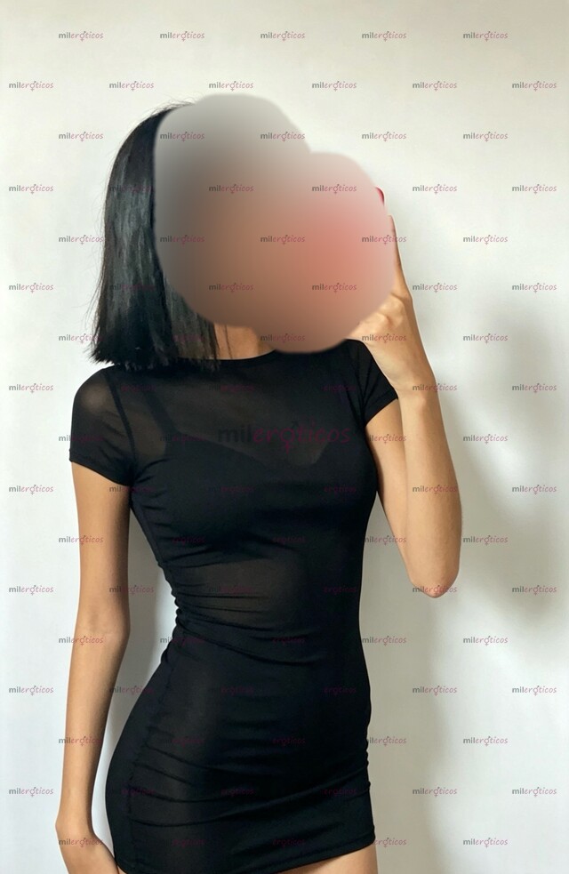 FOTOS DE UNA CHAVITA CHIQUITA BONITA Y CACHONDA DE 19 AÑOS