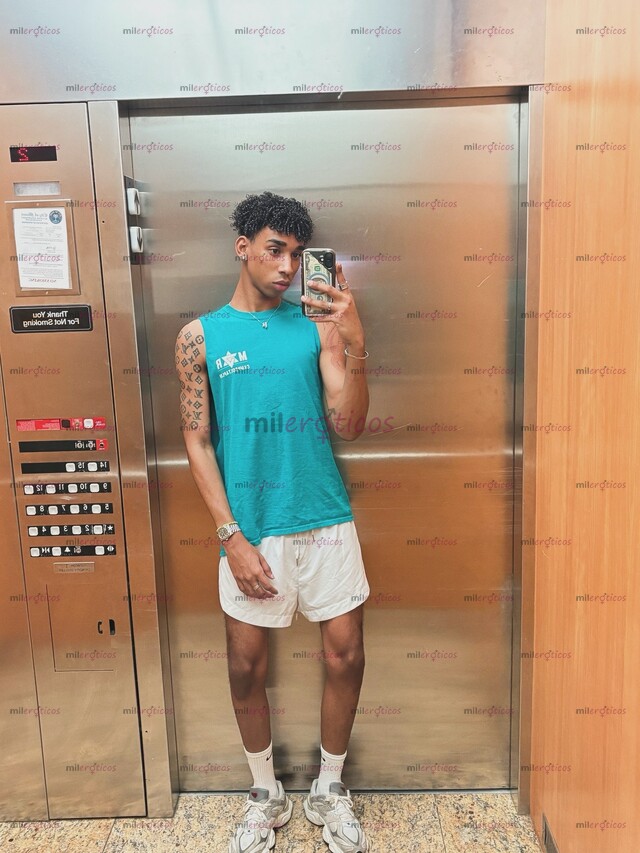 FOTOS DE CHICO LATINO NUEVO EN LA CIUDAD, DISPONIBLE LAS 24 7