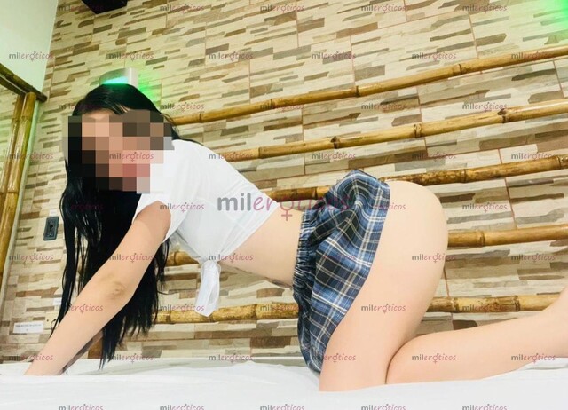 FOTOS DE NENITA DELGADA BONITA 18 AÑOS OJOS COLOR MIEL