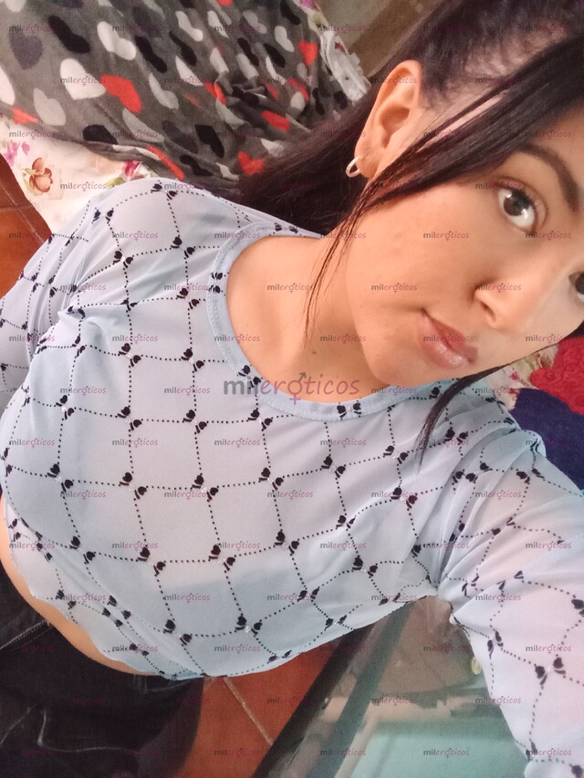 FOTOS DE CHICA NUEVA EN LA CIUDAD..EN BUSCA DE PAPI QUE ME DETONE
