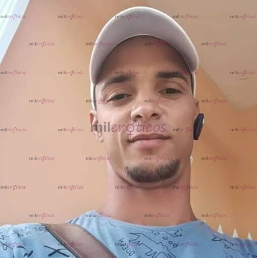 FOTOS DE FLAQUITO CUBANO SEXI CON TODO LO Q LE GUSTA A UNA MUJER