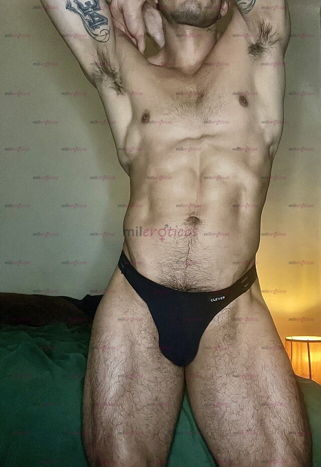 FOTOS DE MASAJISTA PROFESIONAL VERSÁTIL Y COMPLACIENTE
