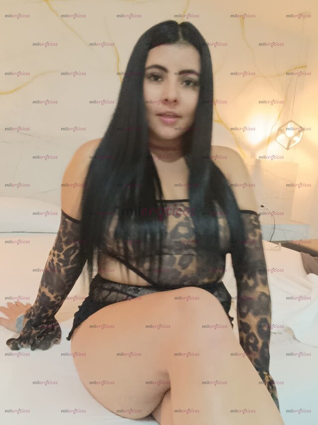 FOTOS DE HERMOSA CHICA ADICTA AL SEXO Y LE ENCANTA VENIRSE A CHORROS Y SACARTETODALALECHE