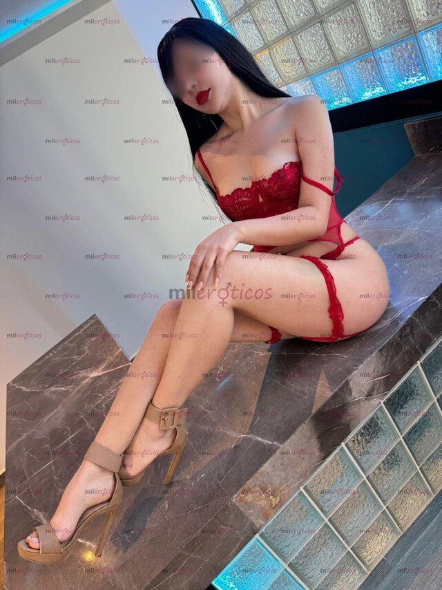 FOTOS DE HANNIA, CALIENTE, NINFOMANA ADICTA AL ORAL GARGANTA PROFUNDA Y BIEN SALIVADO