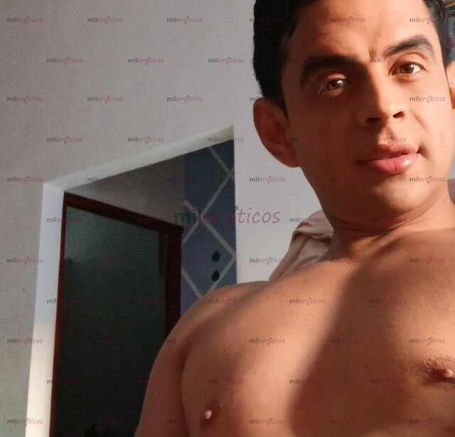 FOTOS DE CHICO GAY COMPLACIENTE DISPUESTO HACERTE PASAR MOMENTOS ÚNICOS E INOLVIDABL