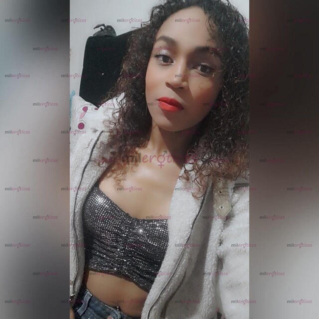 FOTOS DE UNA MORENA NATURAL ARRECHA, CHUPONA, PERVERTIDA, TE CONPLASCO EN LO QIE DECEES L