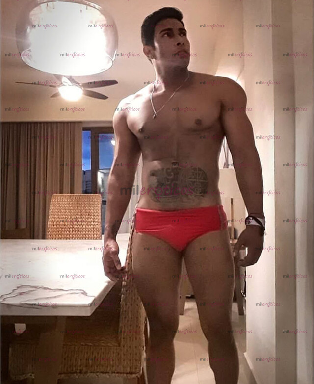 FOTOS DE JAFHARSCORT EXTRANJERO CON 24CM DE PINGA PARA DARTE PLACER