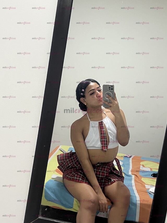 FOTOS DE SEXY Y NATURAL PEQUEÑA NIÑA CULONA VEN APROVECHA