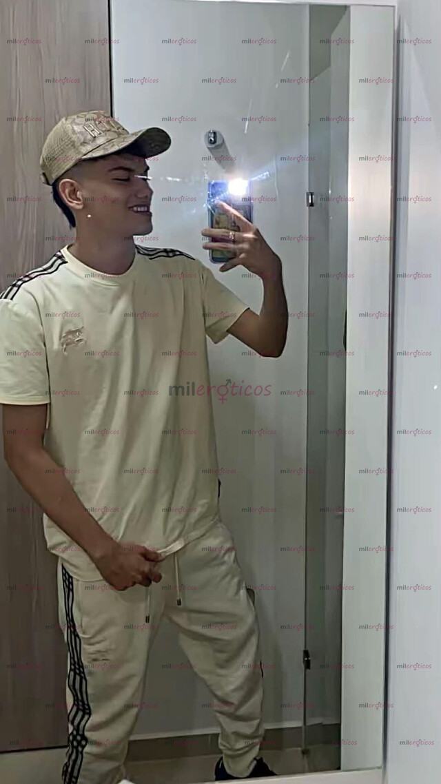 FOTOS DE POLLITO JOVEN DELGADO SEXY COLOMBIANO JUSTIN DISPONIBLE AHORA