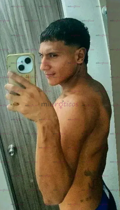 FOTOS DE FLACO DISPUESTO A CUMPLIR TODAS TUS FANTASÍAS