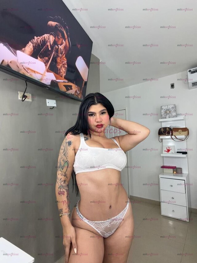 FOTOS DE MORENA LATINA CALIENTE, CON SQUIRTING Y ANAL EN VIDEOLLAMADAS Y VIDEOS.