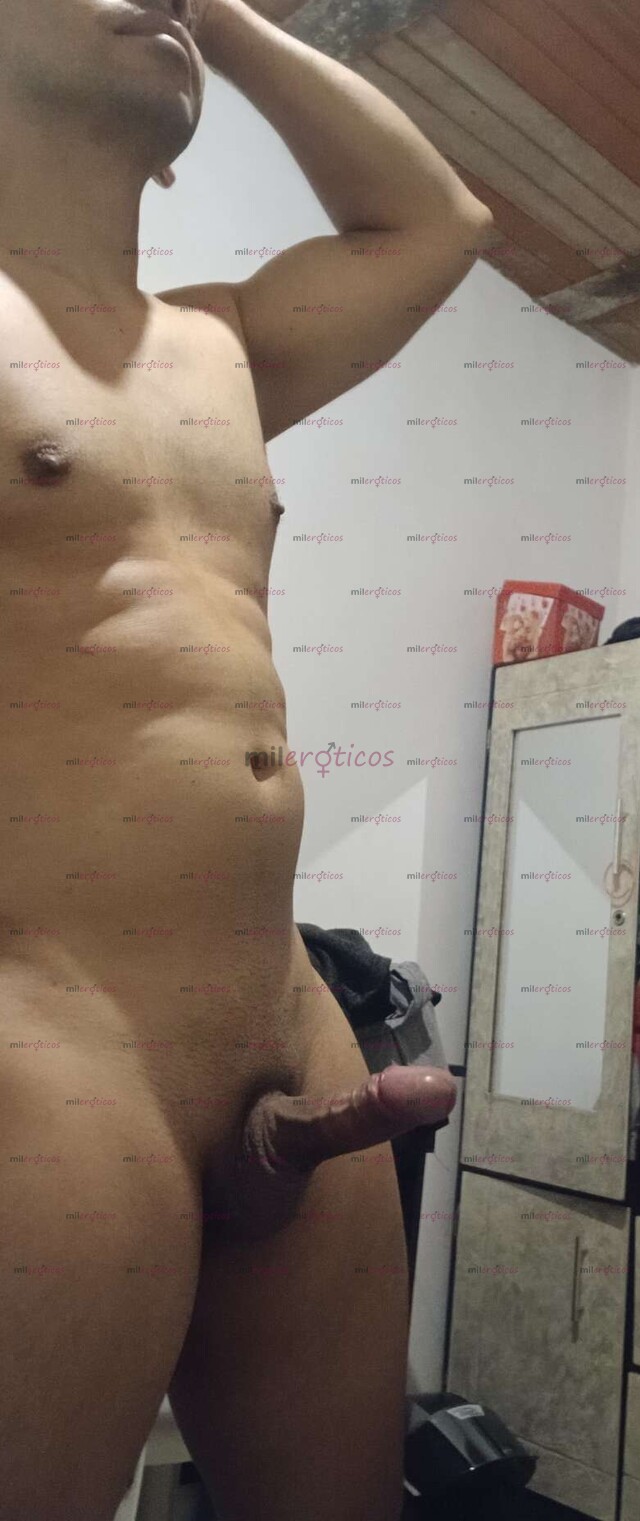 FOTOS DE CABALLERO DISPUESTO A COMPLACERTE, MUJERES O PAREJAS HM