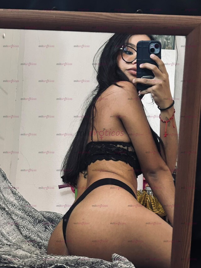 FOTOS DE VIENE A DISFRUTAR DE UNA JOVENCITA DE 18 AÑOS MUY VICIOSA
