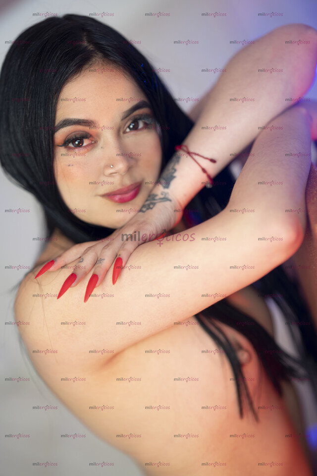FOTOS DE SHANTAL: 1.55M DE PIEL BLANCA Y TINTA, CON UN CUERPO QUE PIDE SEXO