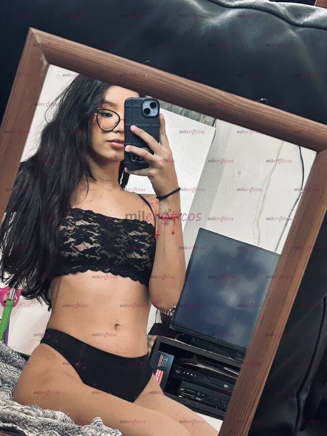 FOTOS DE VIENE A DISFRUTAR DE UNA JOVENCITA DE 18 AÑOS MUY VICIOSA