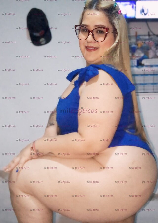 FOTOS DE CULO GRANDE JUGOSO!! TENGO ROLES, JUGUETES Y SOY UNA PUTITA HAMBRIENTA