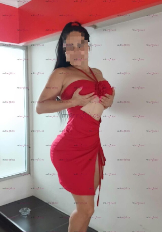 FOTOS DE VALERIA PETTIT ....MULTIFACETICA BB CUERPO REAL 90 60 100 TENGO CINTA METRICA