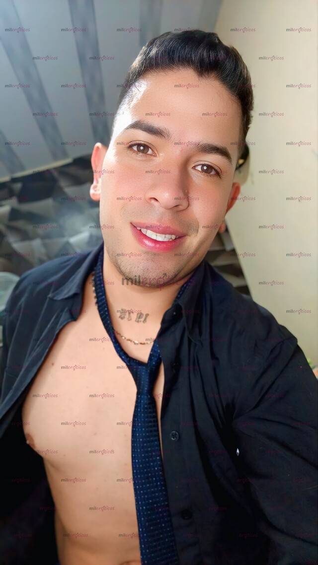 FOTOS DE JOVEN VENEZOLANO EN LA CIUDAD DE MEDELLÍN MSJ 3337010836