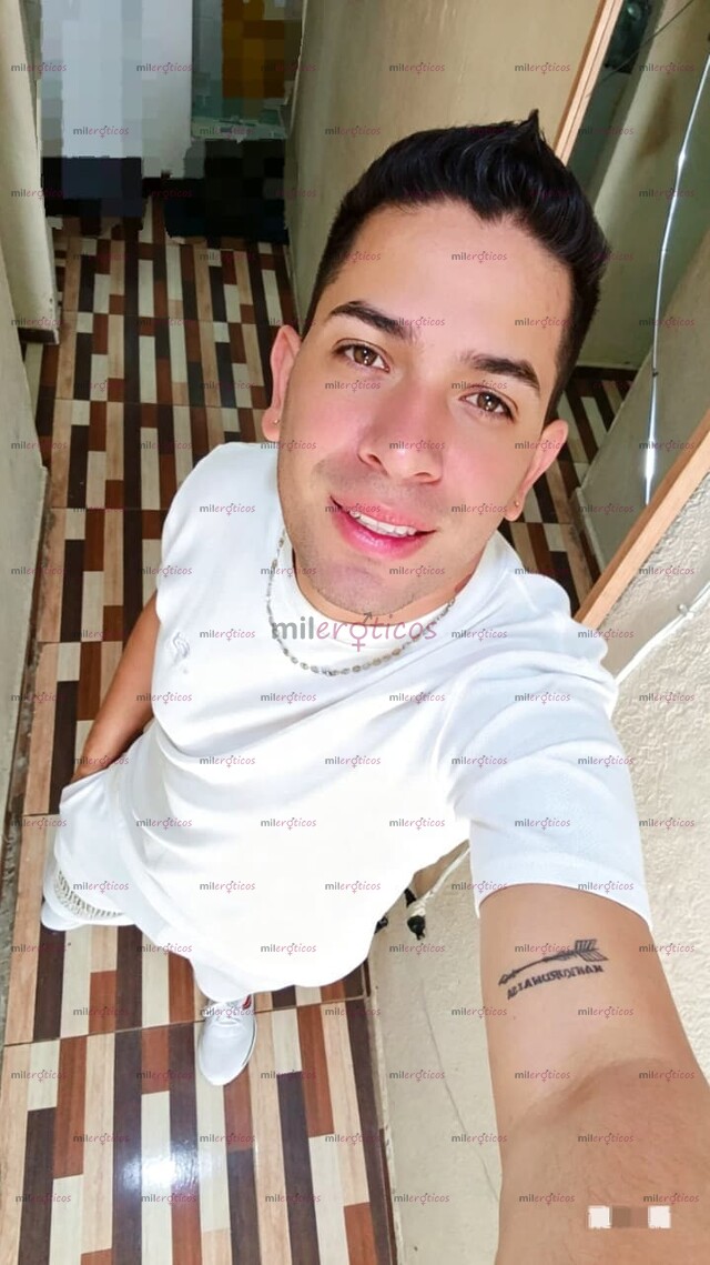 FOTOS DE JOVEN VENEZOLANO EN LA CIUDAD DE MEDELLÍN MSJ 3337010836