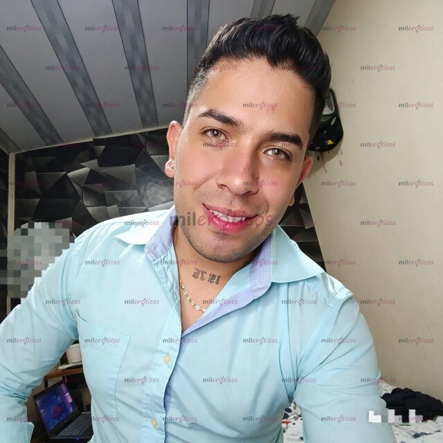 FOTOS DE JOVEN VENEZOLANO EN LA CIUDAD DE MEDELLÍN MSJ 3337010836