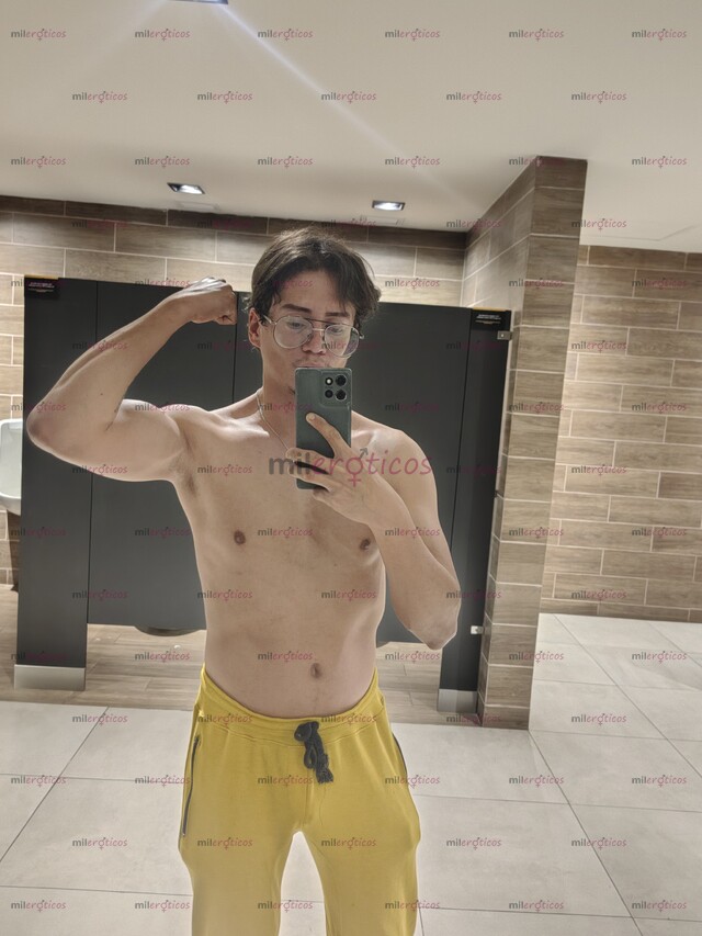 FOTOS DE CHICO INTER PASIVO BUENA VIBRA Y DISPONIBLE POCOS DÍAS