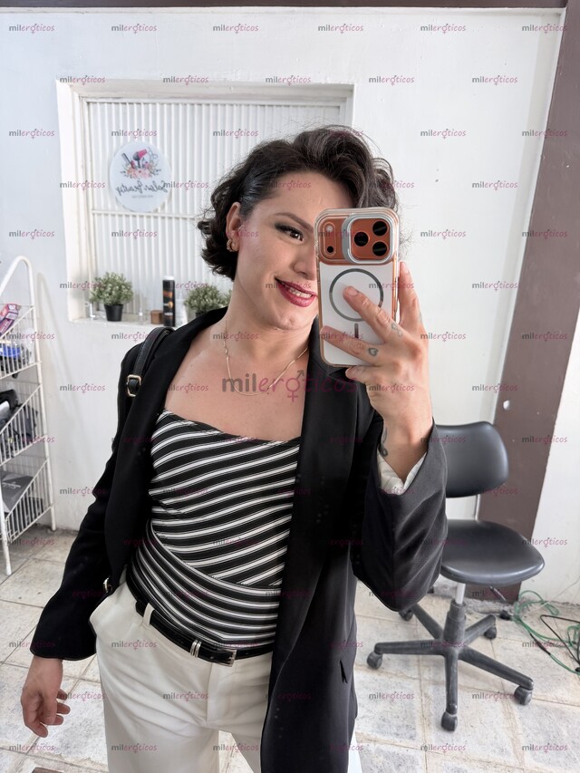FOTOS DE ELEGANTE TRANNY CON LUGAR GUSTAS UN CORTE DE CABELLO