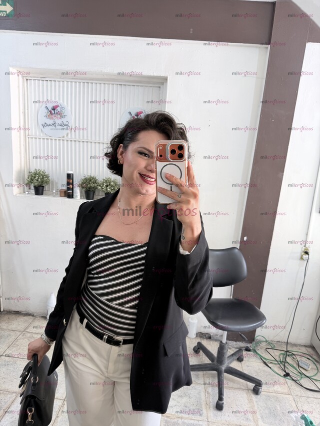 FOTOS DE ELEGANTE TRANNY CON LUGAR GUSTAS UN CORTE DE CABELLO