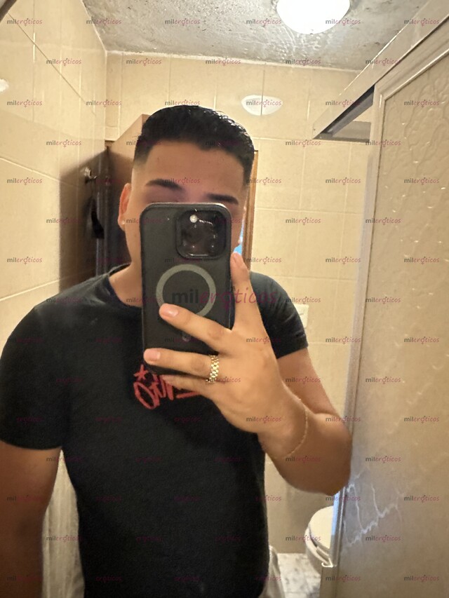 FOTOS DE FABIÁN DE 22 AÑOS ALTO GUAPO Y CALIENTE