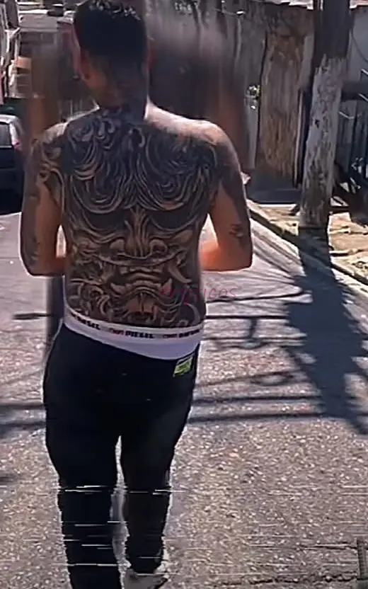Experiente em fazer vc gozar boca sujametelaosafado ao extremofavelado mais safado que vc vai conhecer na sua vida pe na cabeca soco na costela cuspid...