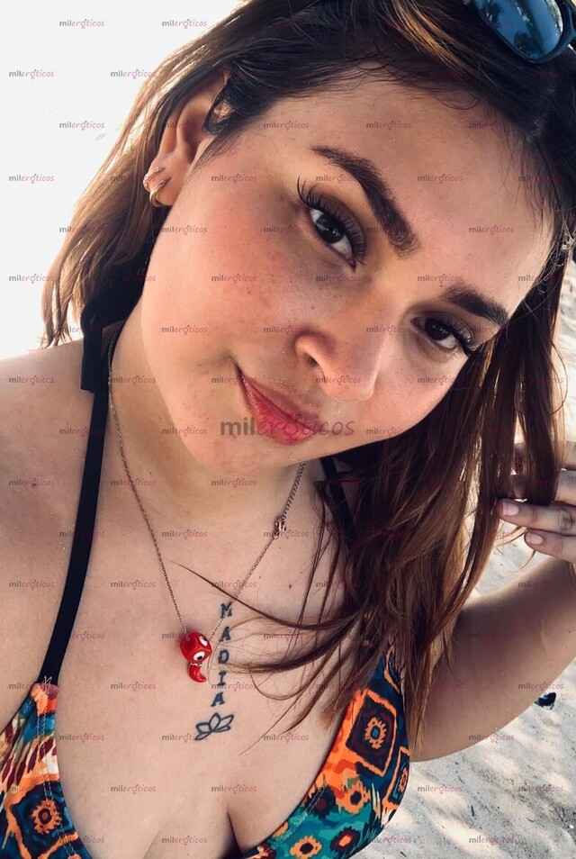 FOTOS DE MONA DESDE 8 MIL HERMOSA CON VAGINA APRETADA Y HÚMEDA