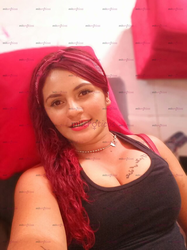 FOTOS DE HOLA MIS AMORES SOY CAMI LINDA MORENA PELI ROJA TETONCITA CUKITA ESTRECHA MOJADI